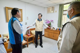 視導八德榮家　輔導會嚴德發主委勉戮力營造溫馨舒適且充滿關懷的頤養環境