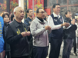 觀世音菩薩誕辰 侯友宜赴「板橋接雲寺與接源堂」參拜 為市民祈福