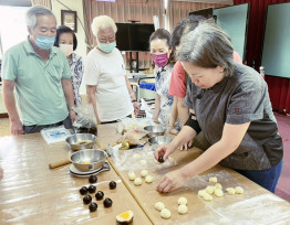 歡樂又好玩、實用又有趣　八德榮家第4期烘焙課程充滿「家」暖心好味道