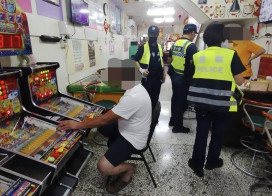 旗山分局啟動暑期青春專案  擴大巡查KTV網咖阻毒品犯罪