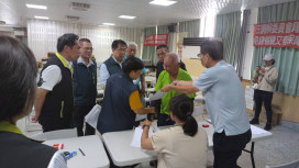 台南推天災臨工措施 市長黃偉哲慰問清理人員