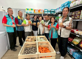 高雄社會局攜手慈善聯合總會 實物銀行茄萣店升級服務北高雄