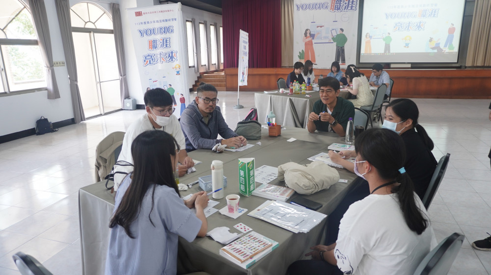 南市勞工局開辦「青少年職涯規劃研習營」