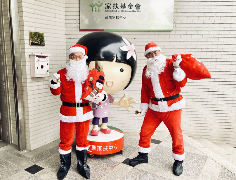 聯立賓士星夢成真10週年圓夢300位孩童心願　捐款10萬元關懷苗栗家扶