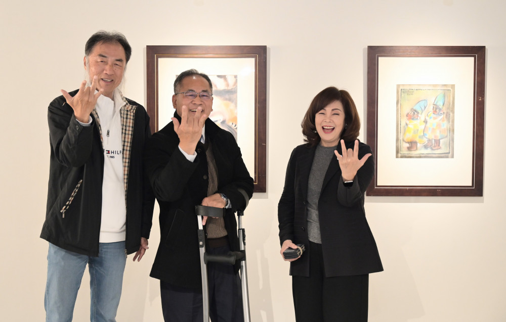 藝術點亮希望！大毅幸福公益展收藏畫作義賣   善款全數捐贈社福團體