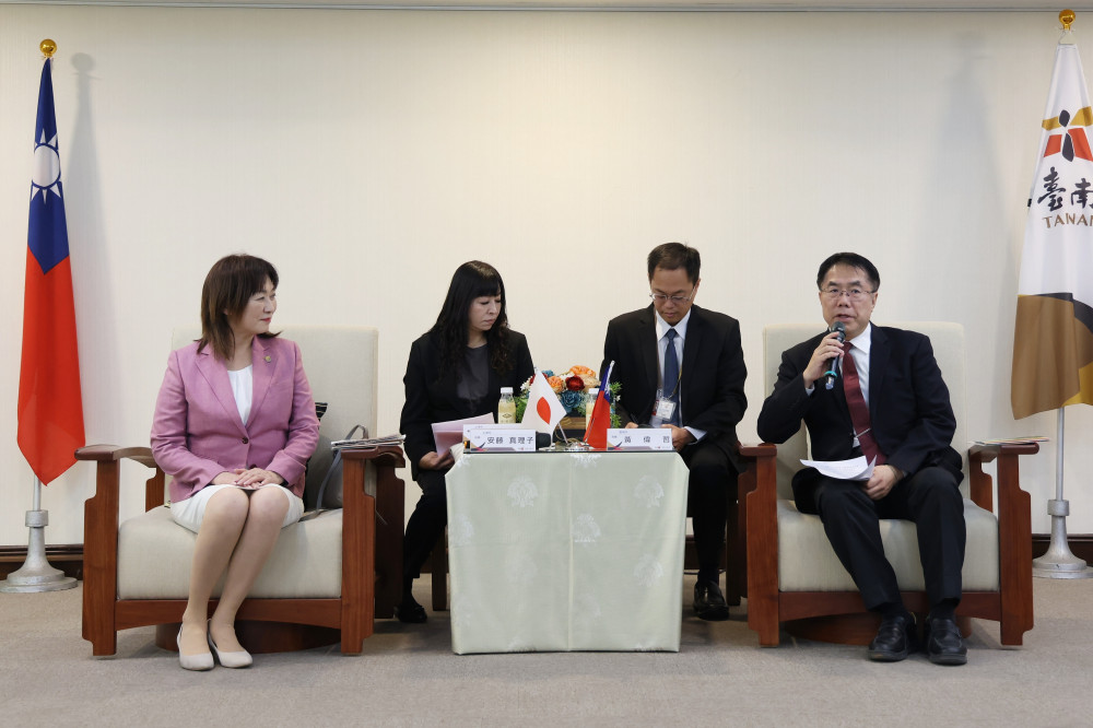 友誼市土浦市長率團拜會黃偉哲  感謝台南街道以土浦命名紀念友誼