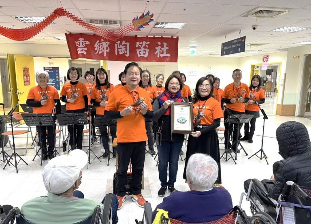 雲林榮家舉辦升旗典禮　歡慶國家１１４年元旦