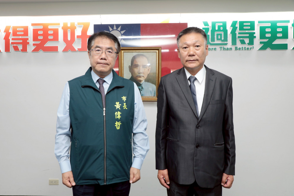新營區新任區長宣誓就職  黃偉哲勉勵勇於承擔、服務更好