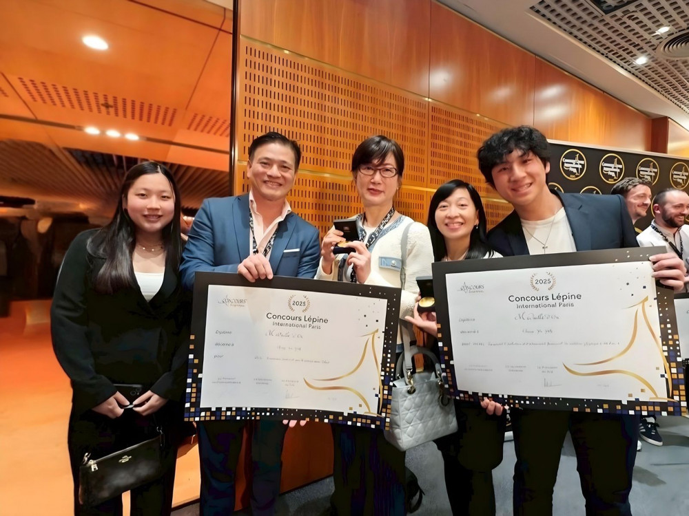 台灣之光！中山醫大物治系校友葉晉毓巴黎發明展奪雙金  