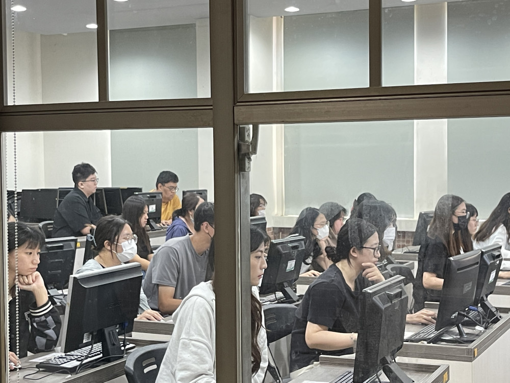 金門大學觀光系5證齊發！通過率達85.6％