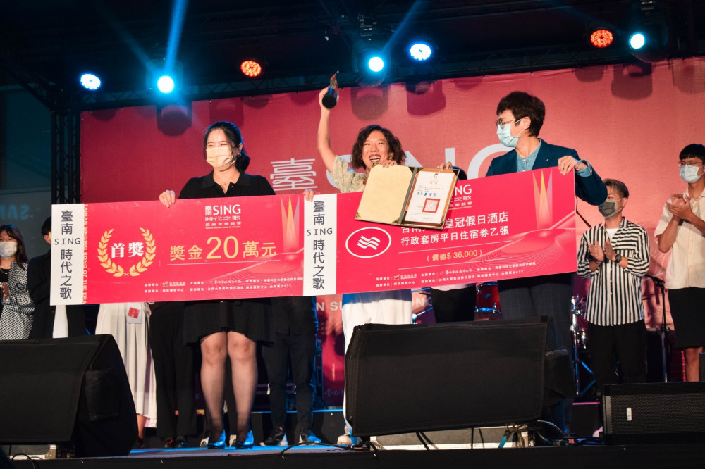 唱出台語新鮮感，「台南查某囝」李竺芯成金曲獎最大贏家