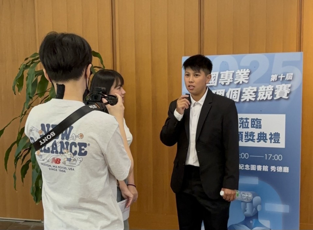AI打仗不再是說說！金大社工學子勇奪全國專業倫理金獎