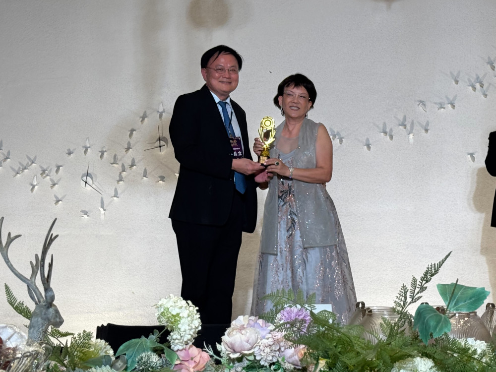 每位畢業生都值得閃耀！東海EMBA送舊典禮猶如金馬獎  登上國家級劇院 