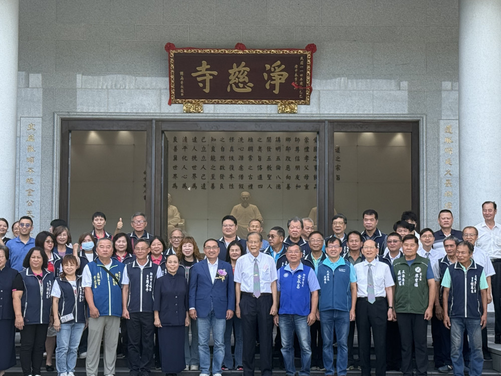 侯友宜土城淨慈寺參拜 祈願國家和諧 社會安定